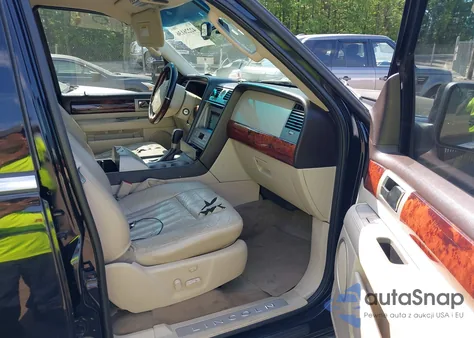 2003 Lincoln Navigator z USA, uszkodzony, nr VIN 5LMFU28R33LJ13692